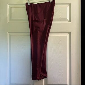 Layer 8 Maroon Activewear Leggings Small